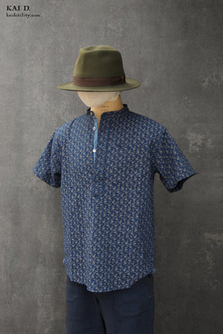 Short Sleeve Pull Over Shirt - Indigo Print - 3, 4