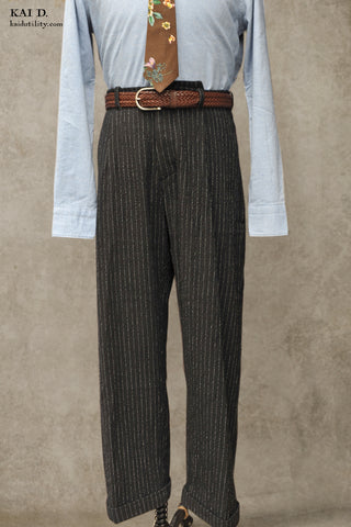 Pleated Wide Cut Trousers - Black Pin - L