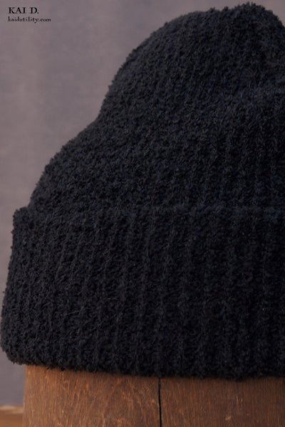 Soft and Fluffy Beanie - Black