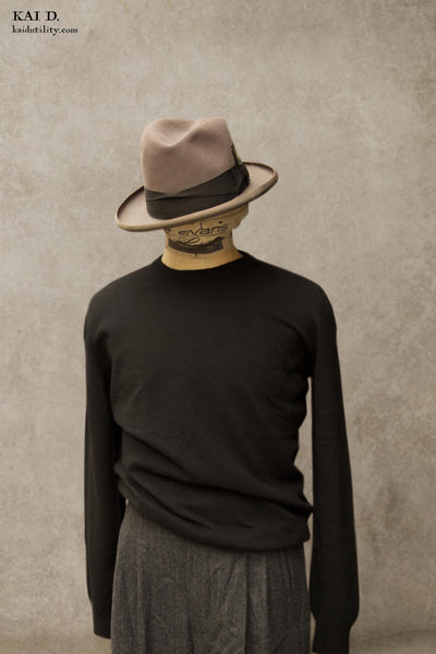 Mongolian Cashmere Sweater - Black - L