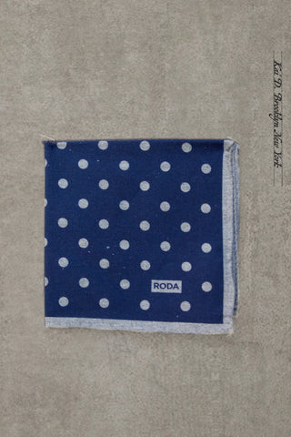 Light Silk Wool Pocket Square - Blue / Light Grey Polka Dots