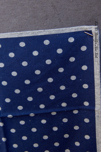 Light Silk Wool Pocket Square - Blue / Light Grey Polka Dots