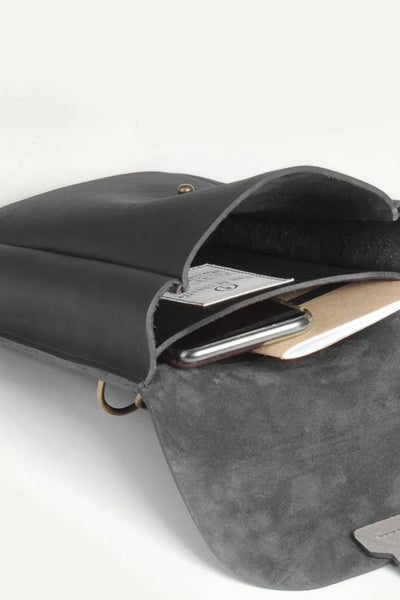 City Explorer Shoulder Bag - Black
