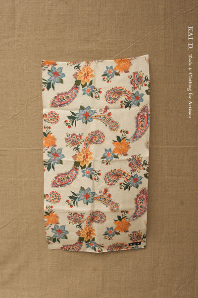 Peiti Linen Scarf - Cheerful Paisley