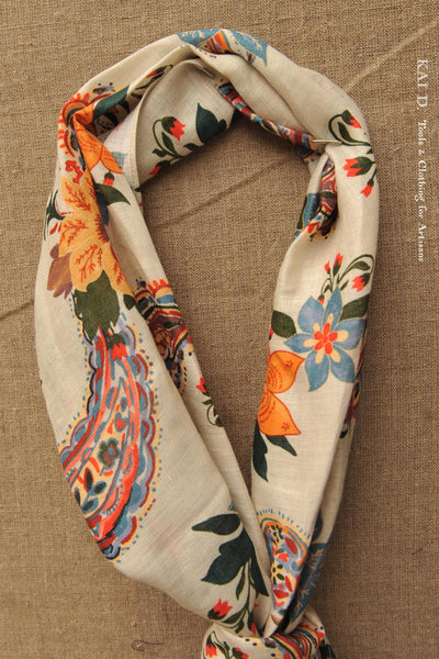 Peiti Linen Scarf - Cheerful Paisley
