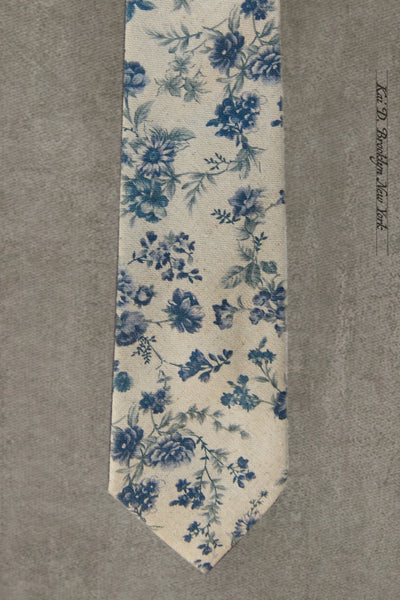 Country Floral Tie - Cream/Blue