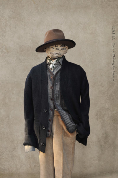 Linus Fuzzy Cardigan - Fuzzy Black - L