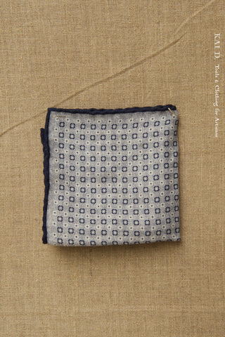 Medallion Wool Pocket Square