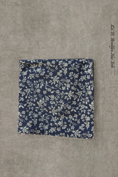 Reversible Petit Floral Pocket Square - Small Blue Floral