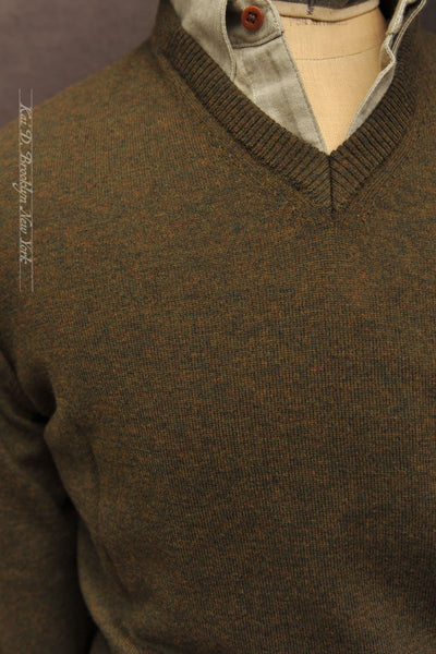 Superfine Merino V Neck Sweater - Green/Rust - 4(M), 5(L), 6(XL)