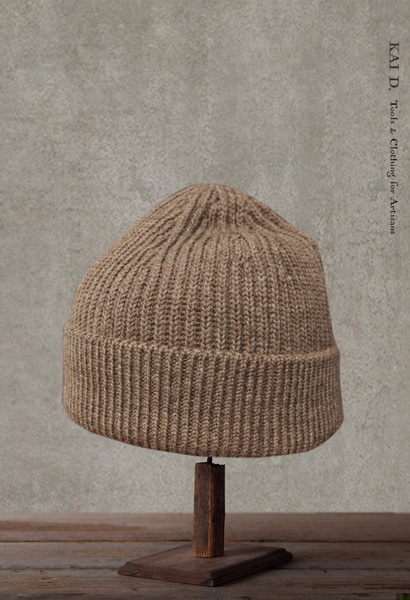 Cardigan Stitch Beanie - taupe