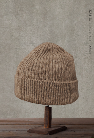 Cardigan Stitch Beanie - taupe
