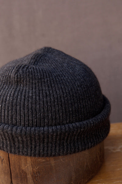 Mongolian Cashmere Beanie - Charcoal