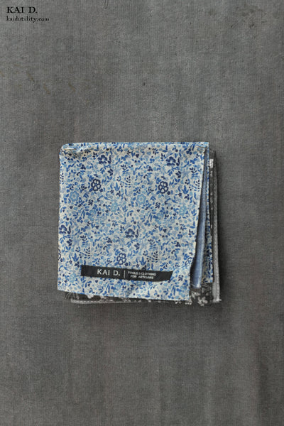 Reversible Petit Floral Pocket Square - Liberty Blue