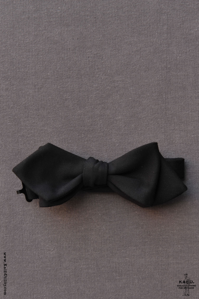 Italian Wool Bow Tie - Black