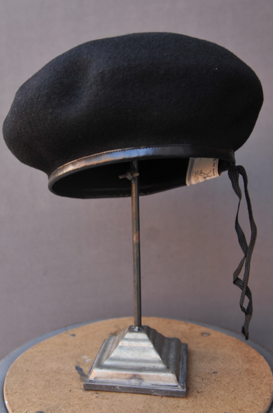 Wool Beret - Black - 38