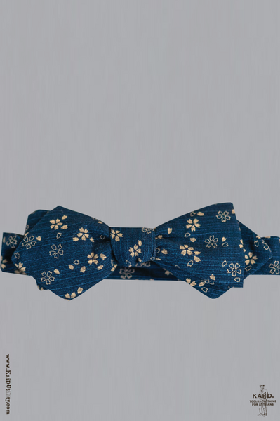 Jacquarded Floral Bow Tie