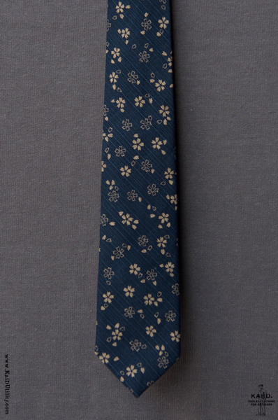 Japanese Jacquarded Floral Tie