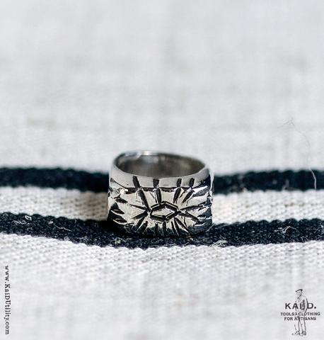 Eye Awake Ring - 8.5