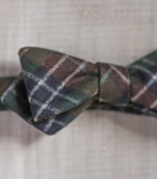 Wool Plaid Bowtie